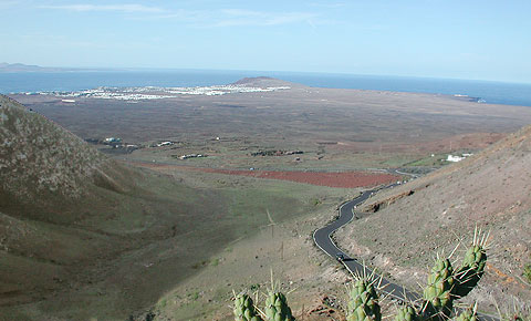 Blick von Femes nach Playa Blanca