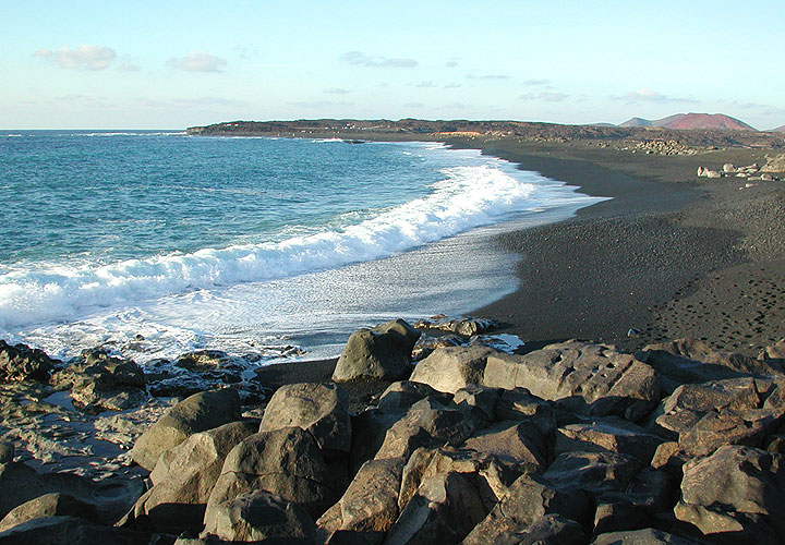 Playa Janubio - der schwarze Lavastrand