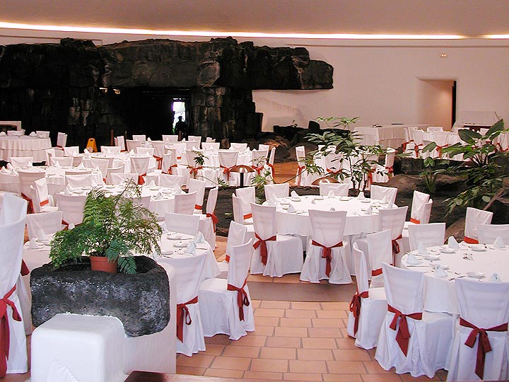 Der grosse Rundsaal im Monumento al Campesino Der grosse Rundsaal im Monumento al Campesino